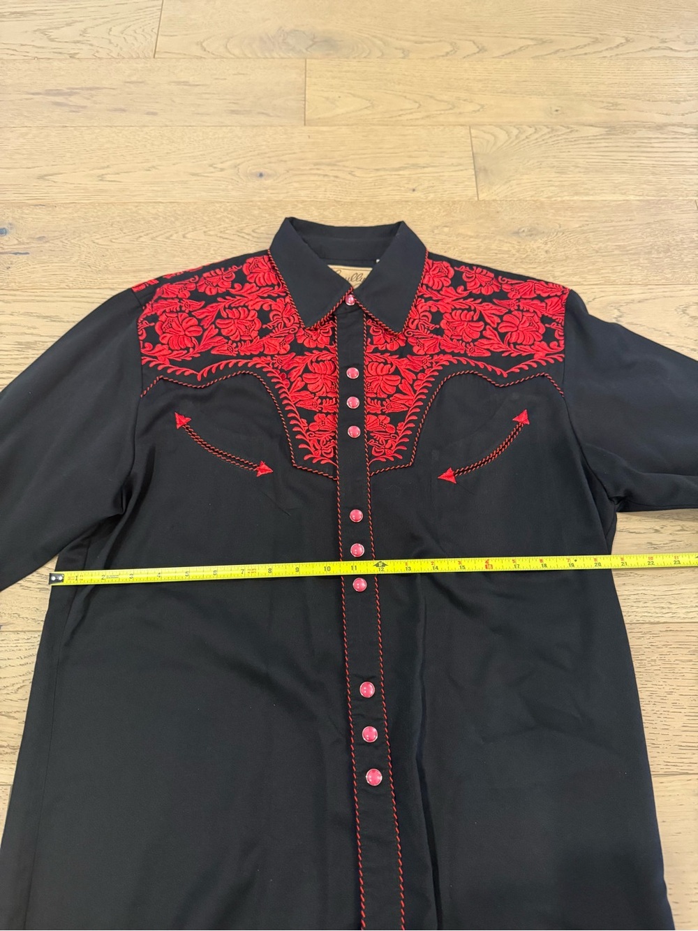 Scully Men’s Western Shirt Medium Black Red Floral Embroidered Pearl Snap - Picture 5 of 6